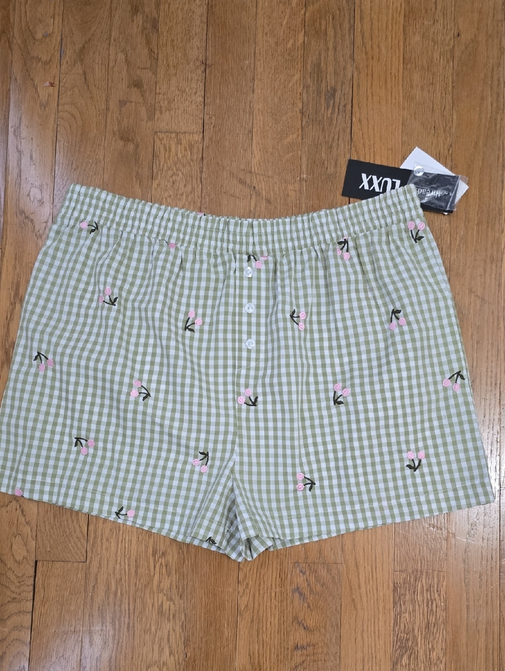 THREADS OF LUXXE BRAND WOMENS JUNIORS GREEN & WHITE GINGHAM SHORTS SIZE LARGE